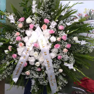 coroa de flores para velório preço