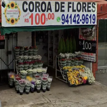 maria e giselle coroa de flores em santo andre
